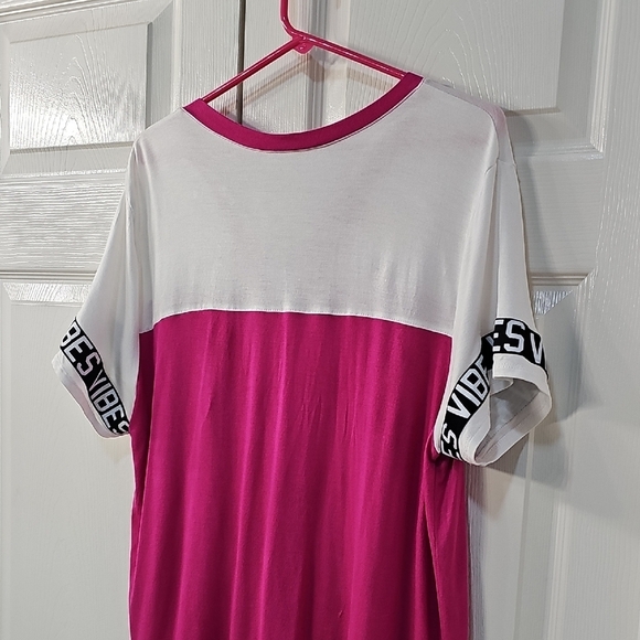 NWOT Juniors No Boundaries Pink and White Tee W VIBES Drawstring 15-17 XL - Picture 9 of 12